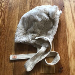 ❌SOLD❌Native Fable Cream Polar Bear EUC 6-12